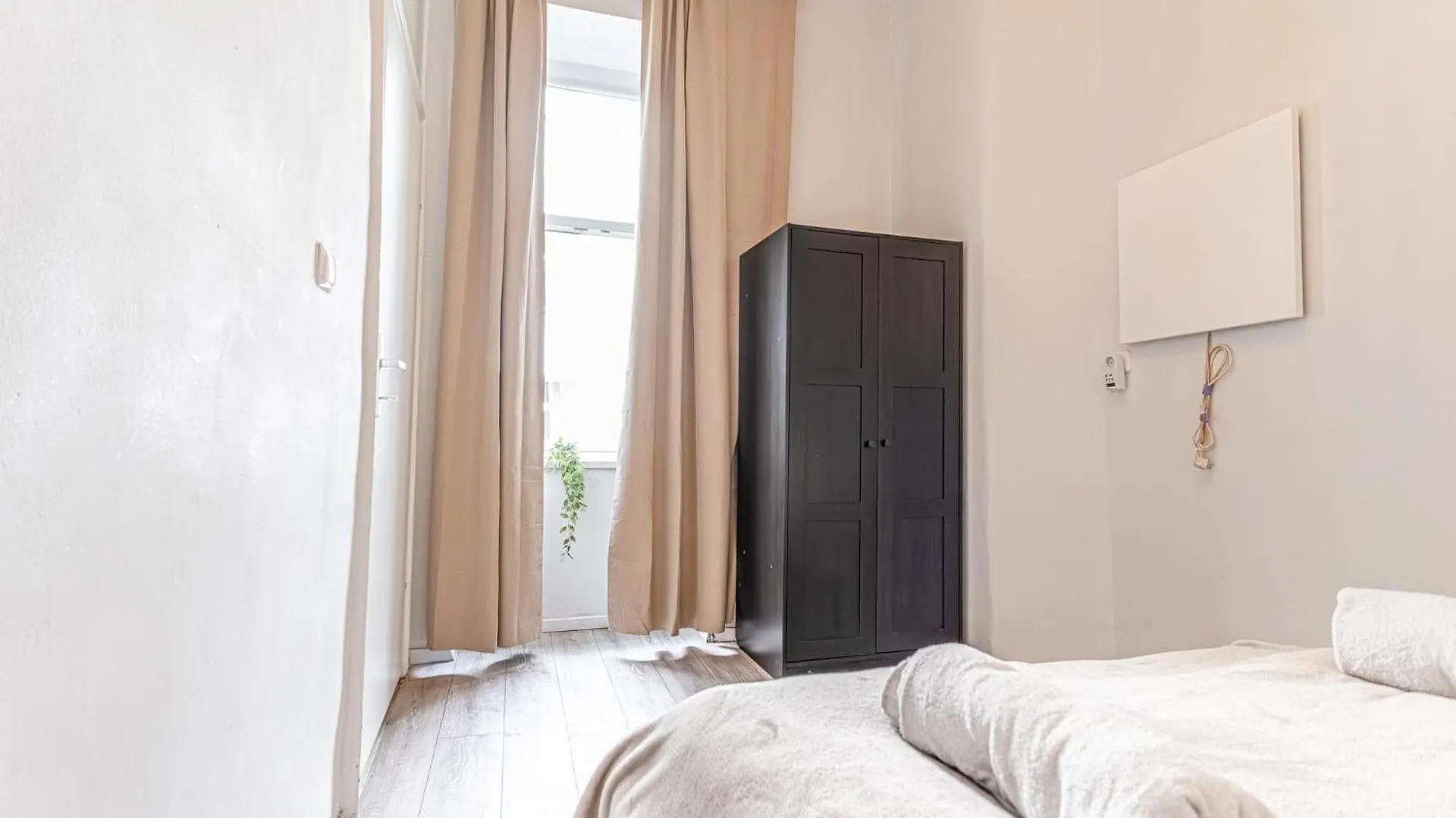 Budget-Friendly 2Br & 1Lr, Central Vienna Delight Austria